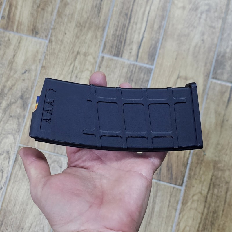 Pojemnik na baterie AA i AAA na magazynek AR-15 | 