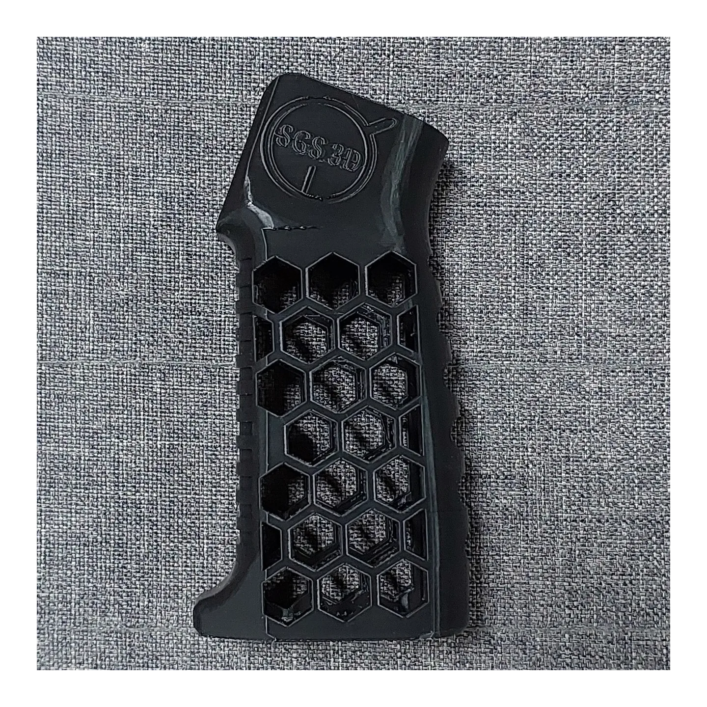 Poignée tactique Honeycomb FX, Airsoft, AR 15 - Price: €25 - 