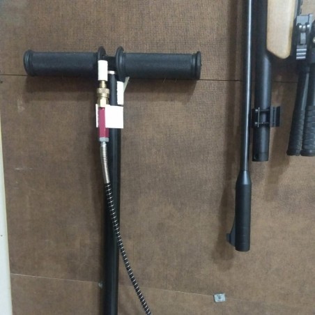 Wandhalterung für PCP-Pumpe |