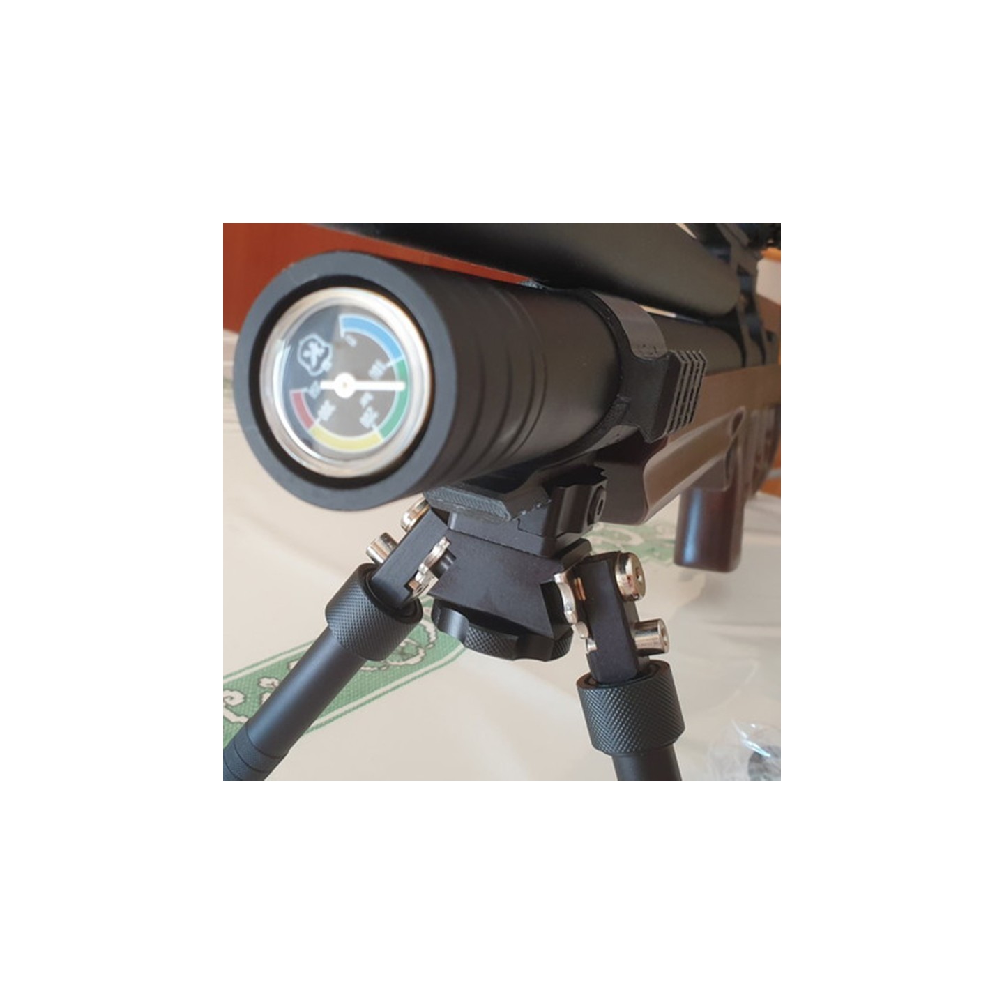 Uchwyt do dwójnogu KalibrGun Cricket z bocznymi szynami - Price: €35 - KalibrGun