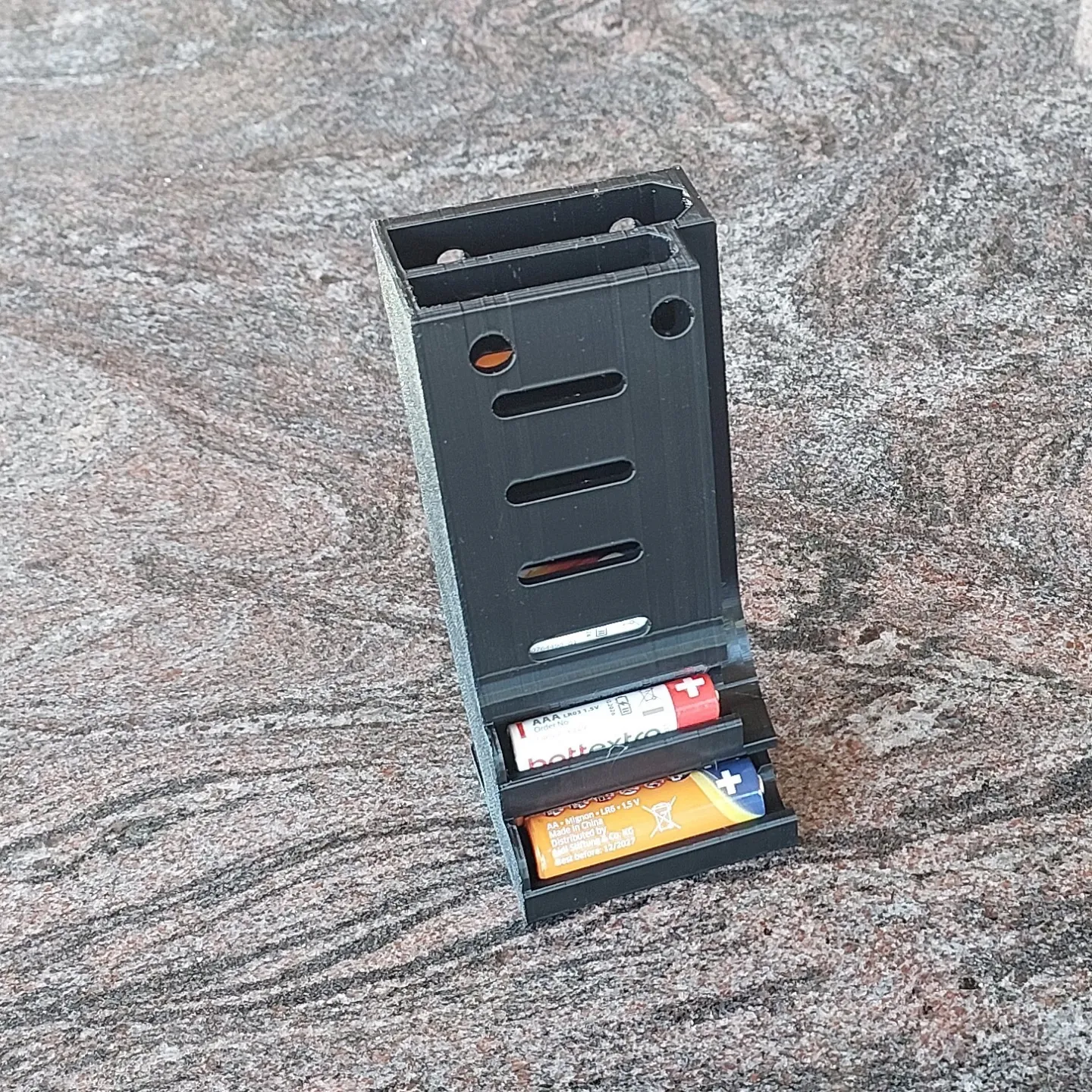 Držač baterije - Dispenzer za baterije AA, AAA - Price: €18 - 