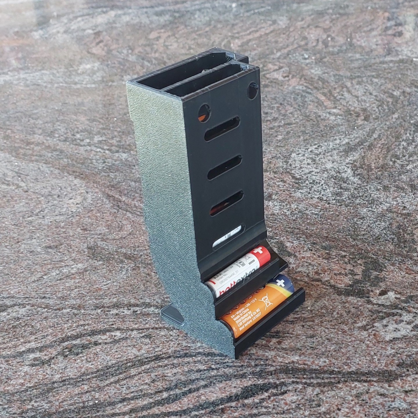 Vási batarías - Battery Dispenser AA, AAA - Price: €18 - 